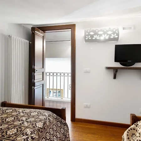 La Mansarda Di Cece Villa *